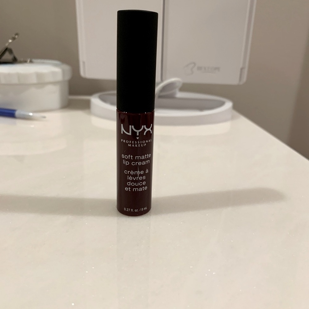 Lipstick